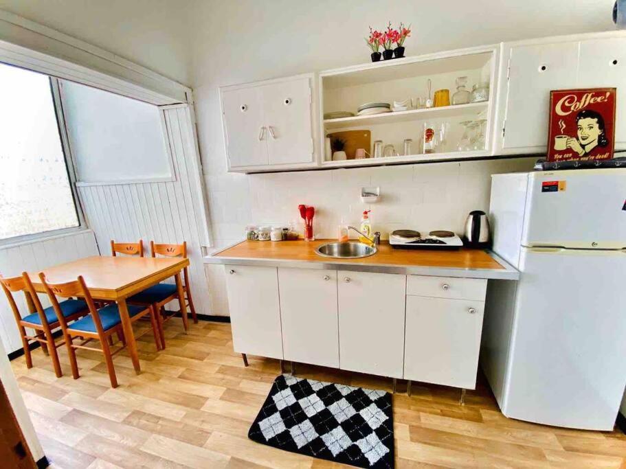 تل أبيب Entire Apartment Facing The Sea المظهر الخارجي الصورة